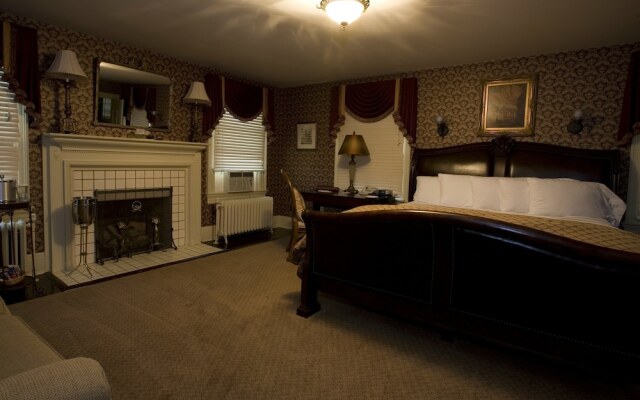 Julia's Bed & Breakfast