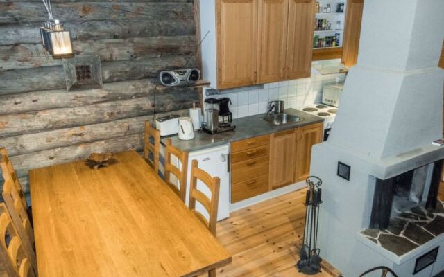 House  Salla