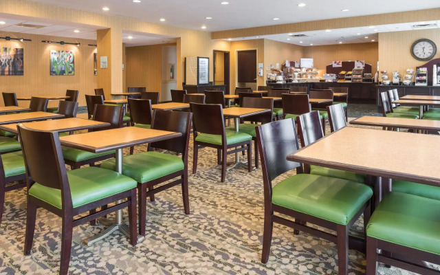 Holiday Inn Express Philadelphia NE - Bensalem by IHG
