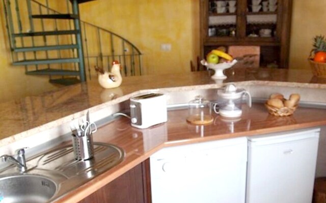 House With 5 Bedrooms in Daimiel , With Private Pool, Furnished Garden