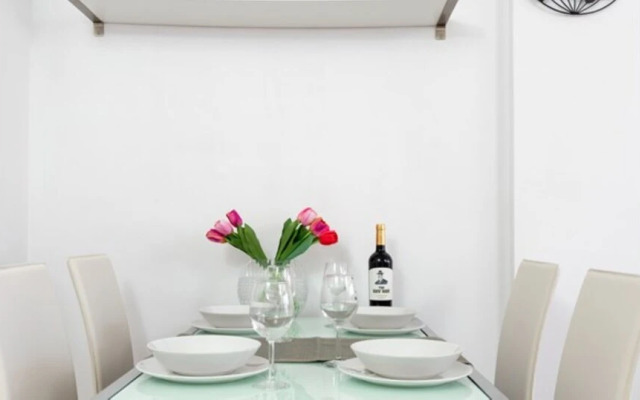 Apartment - 3 Bedrooms with WiFi - 107877