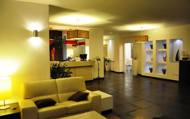 Hotel Sandalia