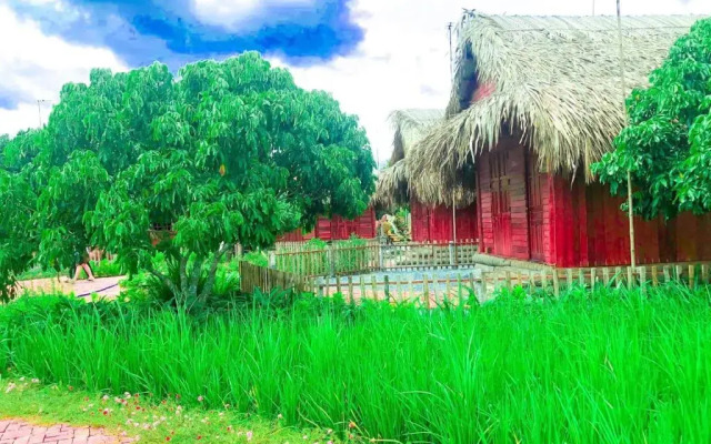 Rooster Mekong Garden & Villas