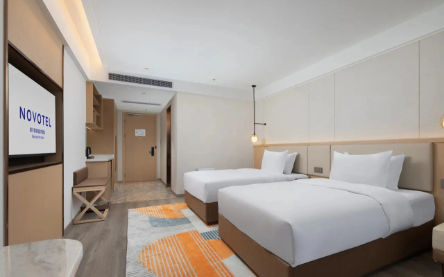 Novotel Jiaxing Port Area