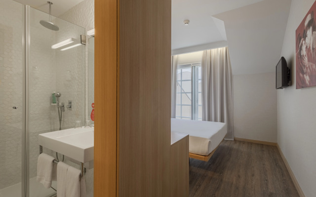 Moov Hotel Porto Centro