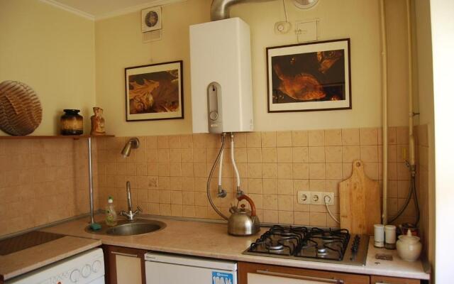 Apartment Stepana Bandery Street