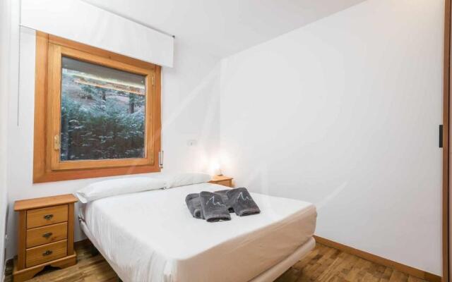 Bonaigua 006 by SeaMount Rentals