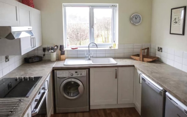 1 Mowbray Court