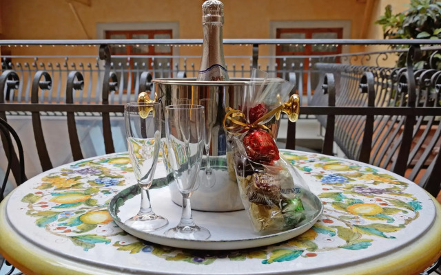 Hotel Alba Palace