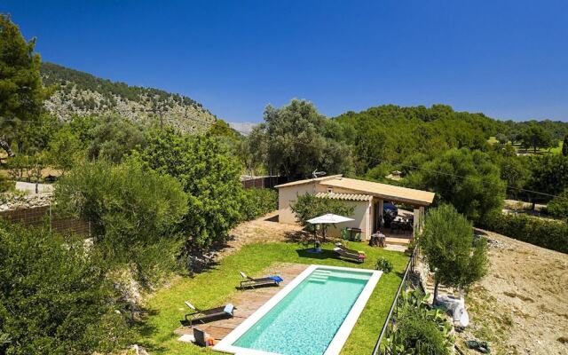 Villa - 1 Bedroom with Pool and WiFi - 108755