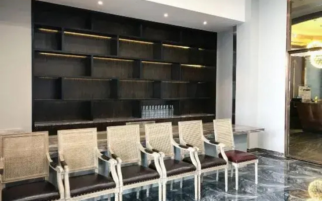 Sea Cadence Hotel