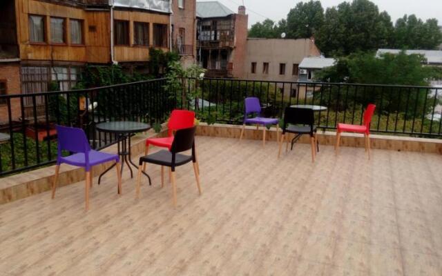 Guest House Near Opera