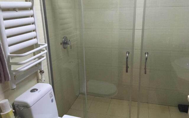 Overseas Tibetan Hotel