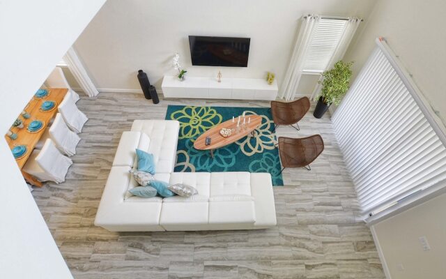 Solterra - 5 Bedrooms House w/pool-7037SR
