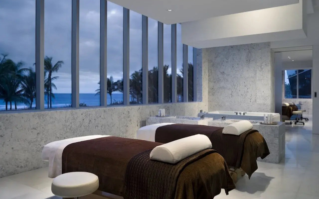 Fontainebleau Miami Beach