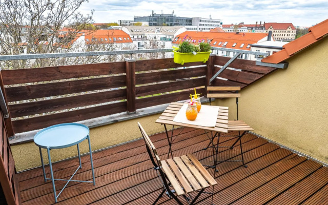 Schöne Dachterasse NETFLIX & PRIME Zentral Modern bis 4 Pers
