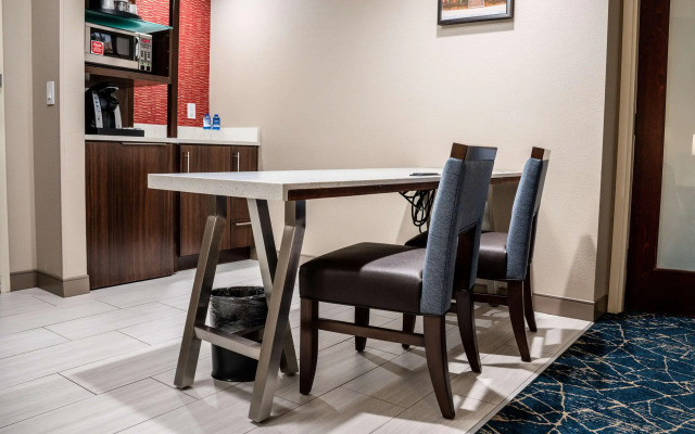 Hilton Garden Inn Fayetteville Fort Bragg