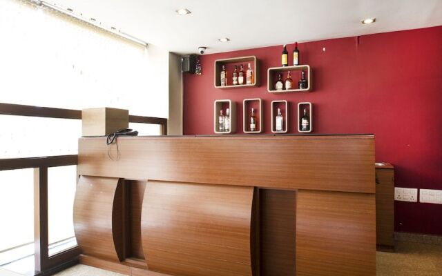 OYO 7552 Hotel SVM Grand
