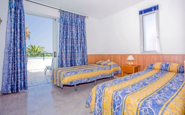 Apartamentos Puerto Colon Club