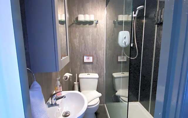 The Residence - 47 Minto St