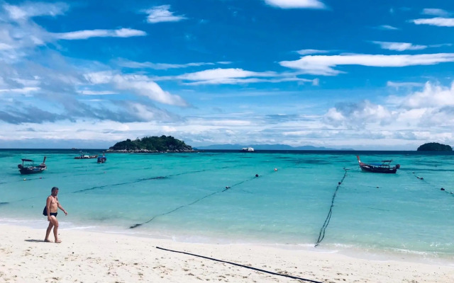 Lipe Power Beach Resort