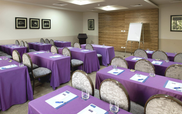 Barceló Cairo Pyramids