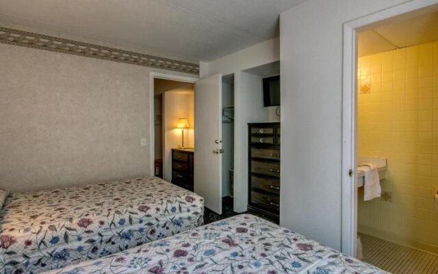 Admiral Resort Motel