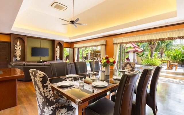 Generous 6BR Balinese Pool Villa Sophia