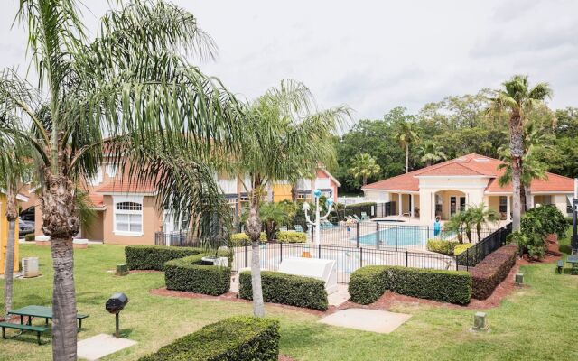 Lake Berkley Resort 967