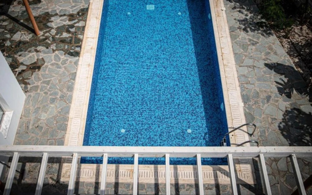 Remarkable 3-bed House in Paralimni