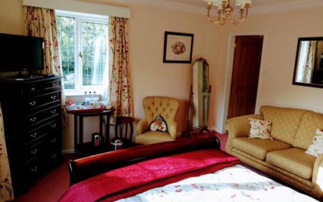 Grove House Bed  Breakfast