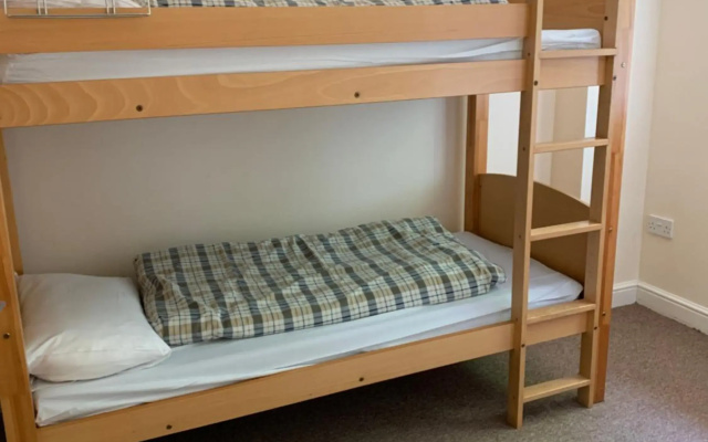 Cholderton Stonehenge Youth Hostel