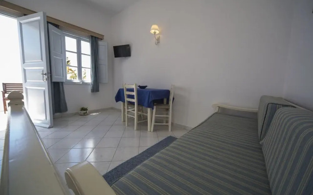 Ianthe Apartments & Villa