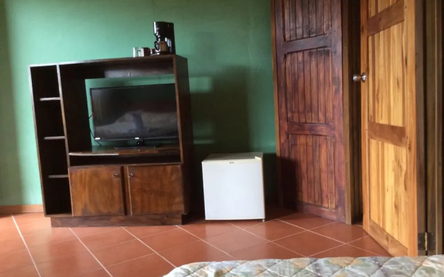 Cabinas Los Guayabos