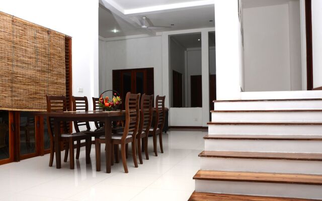 Sri Kandyan Bungalow