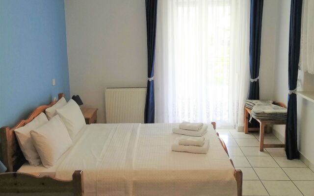 Delphin Rooms Sivota