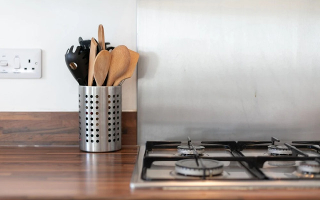 The Douglas - Donnini Apartments