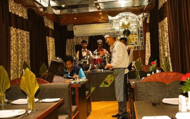 Hotel Rajashree Palace