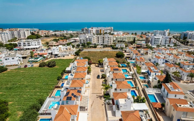 Villa Thalia Dafni 1