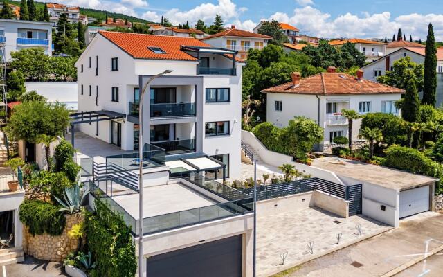 Pool Apartment Sunset With Sea View