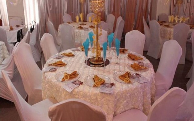 Crystal Palace Hotel
