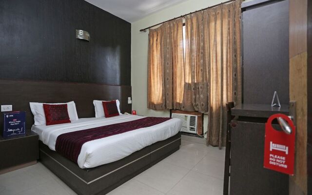 OYO 9601 Hotel Sunshine Residency Castle