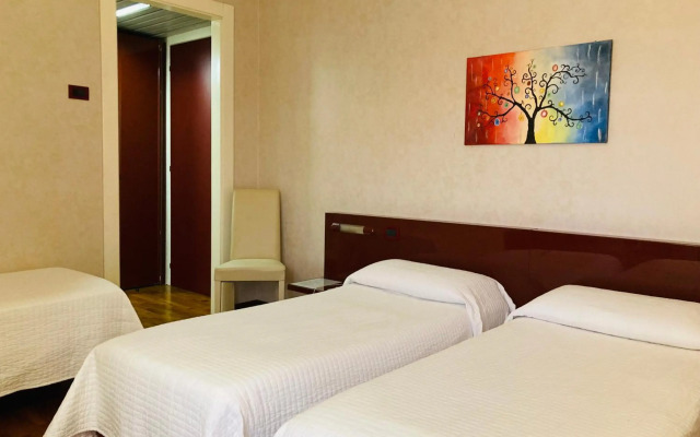 Hotel Master