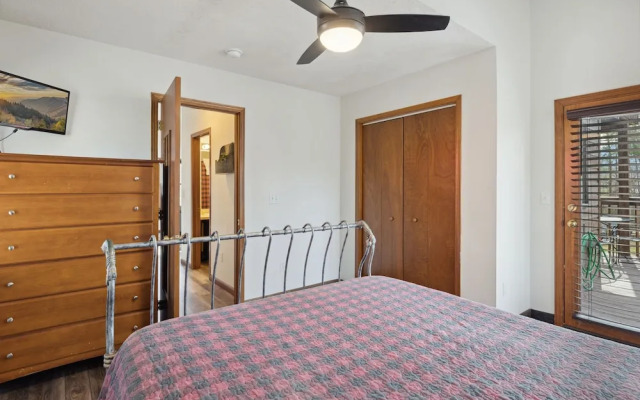 The Aerie 3 Bedroom Cabin by RedAwning