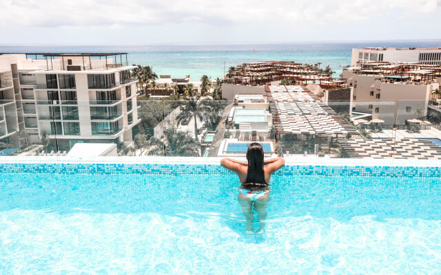 The Reef 28 Hotel & Spa - Luxury Adults Only - All Suites