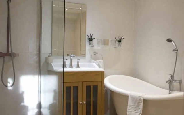 Stoneleigh Barn B&B