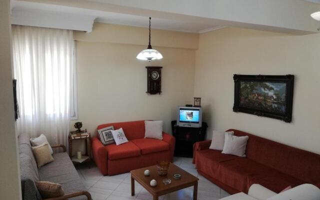 APARTMENT MARIOS SOUFLI Ευρύχωρη γκαρσονιέρα, 60m2 στο κέντρο