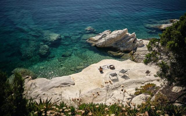 Lithalona Villas & Houses