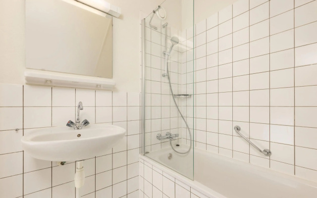 Bungalow in Veluwe Near Harderwijk