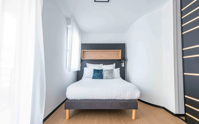 Le Hüb Grenoble Hotel